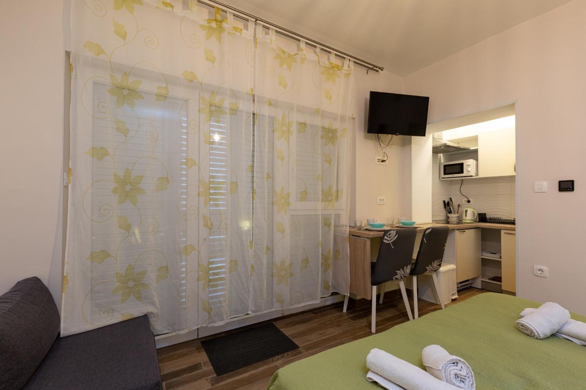 Apartments And Rooms Vila Irma Opatija Room photo