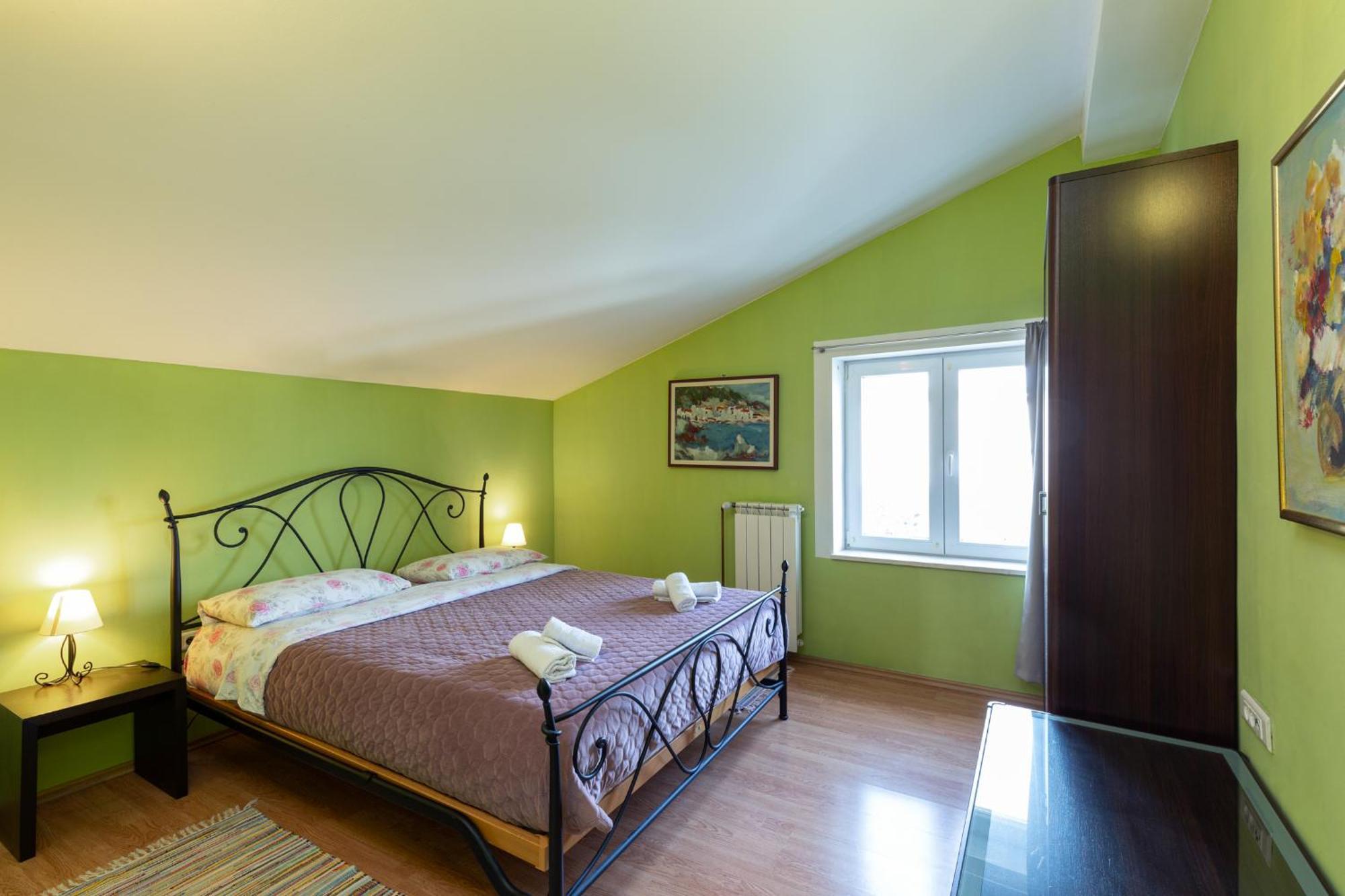 Apartments And Rooms Vila Irma Opatija Room photo