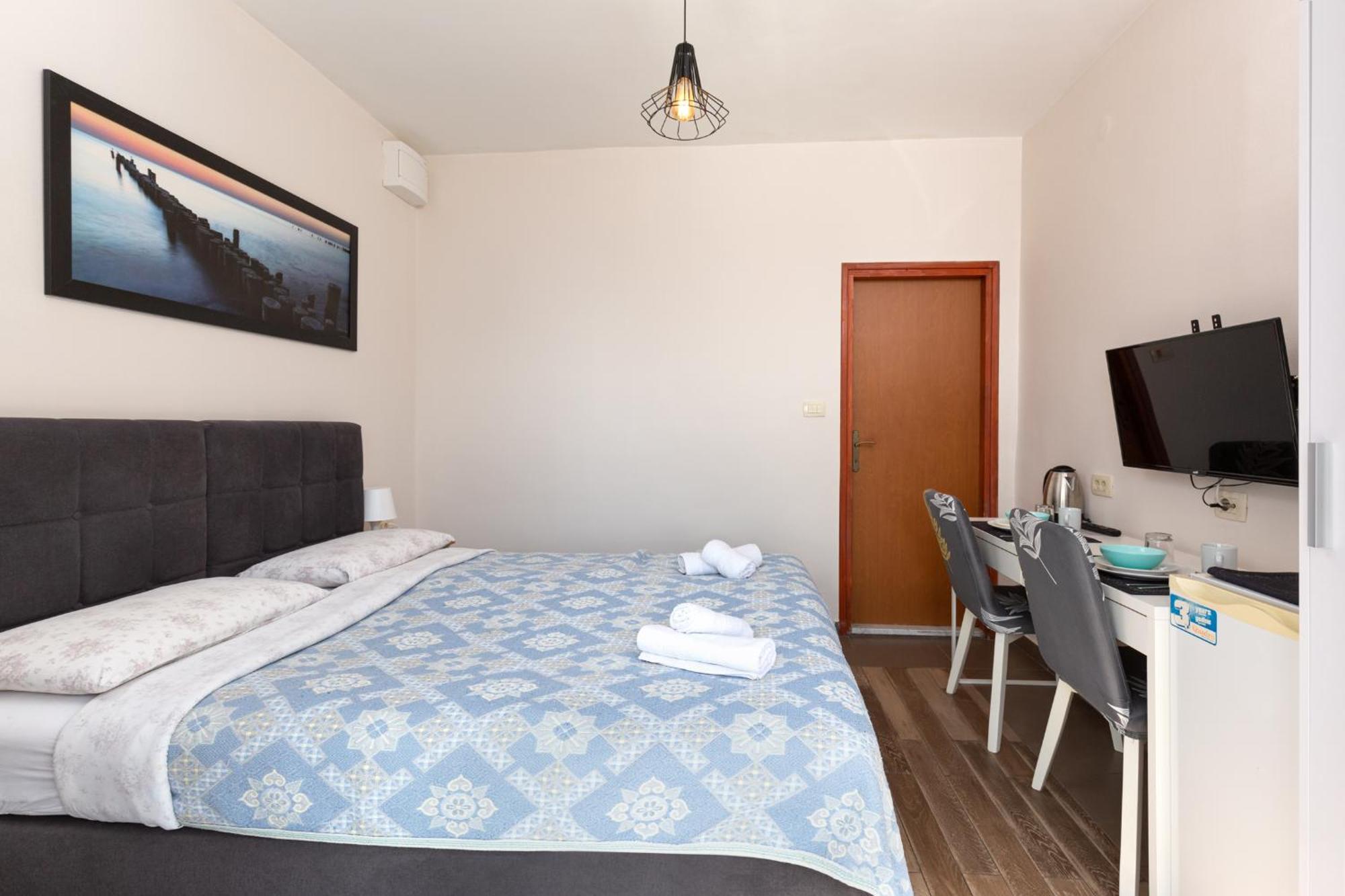 Apartments And Rooms Vila Irma Opatija Room photo